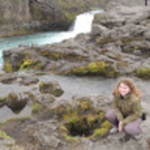 Meet your Posher, Caroline